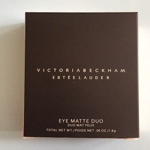 Victoria Beckham by Estes Lauder eye matte duo 01